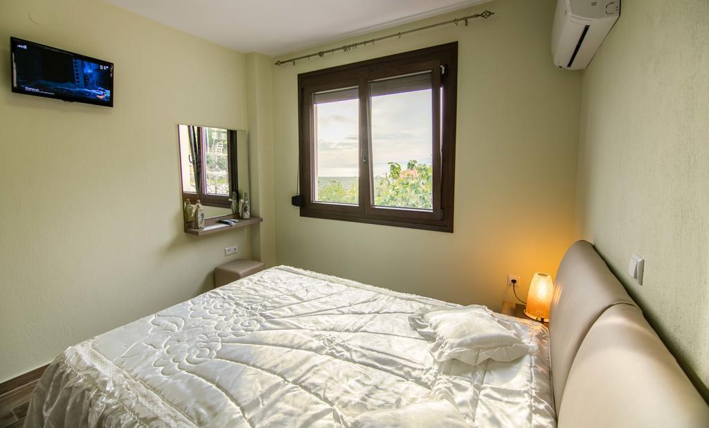 Aeri Villa Prínosz Kültér fotó